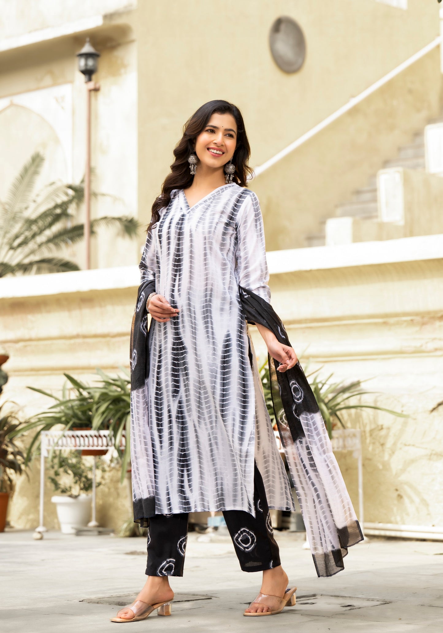 Printed Straight Kurta and Pant set with Dupatta