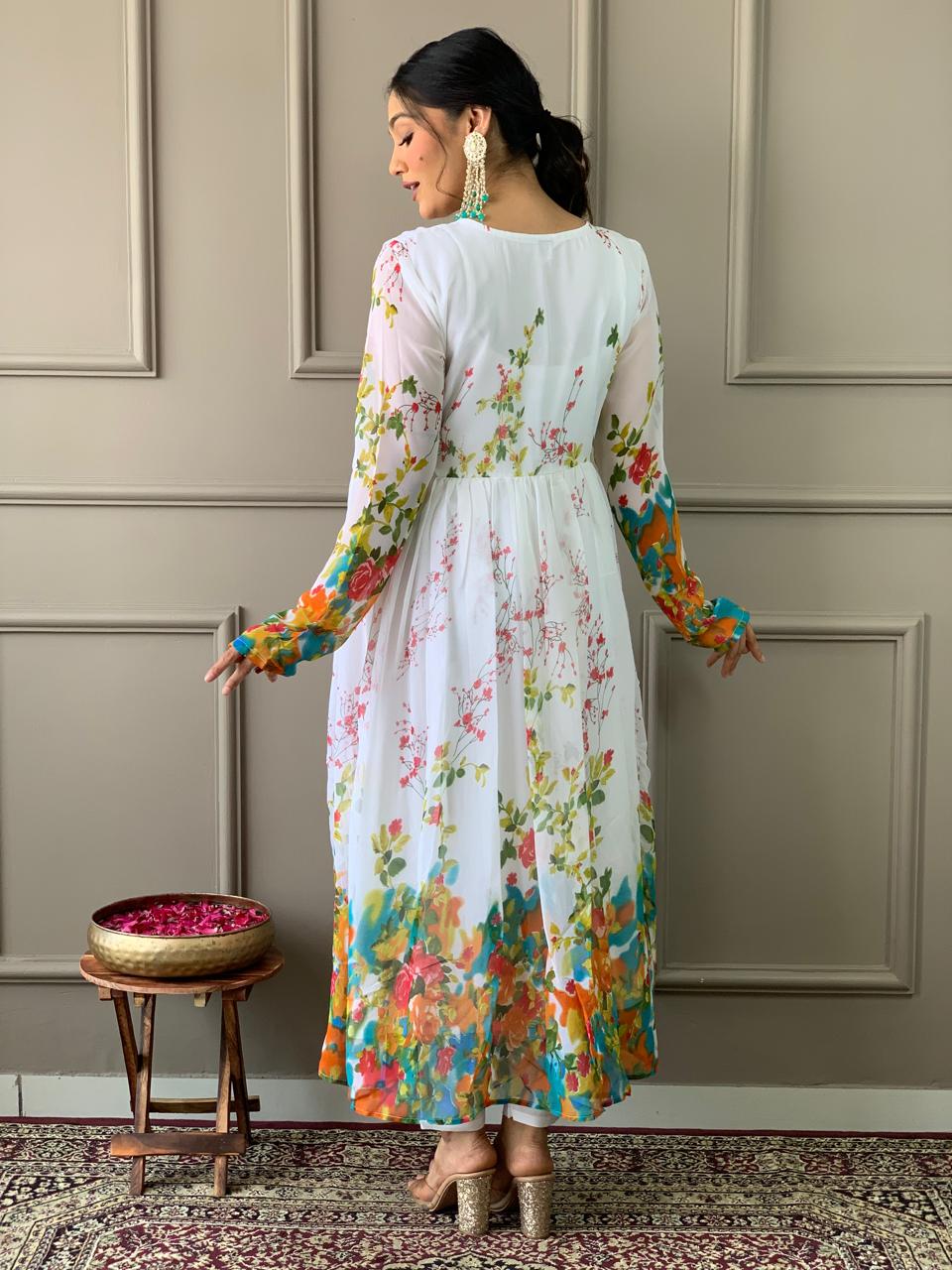 Alia Designe Floral Kurta set with Knee Bottom Pant and Border Dupatta