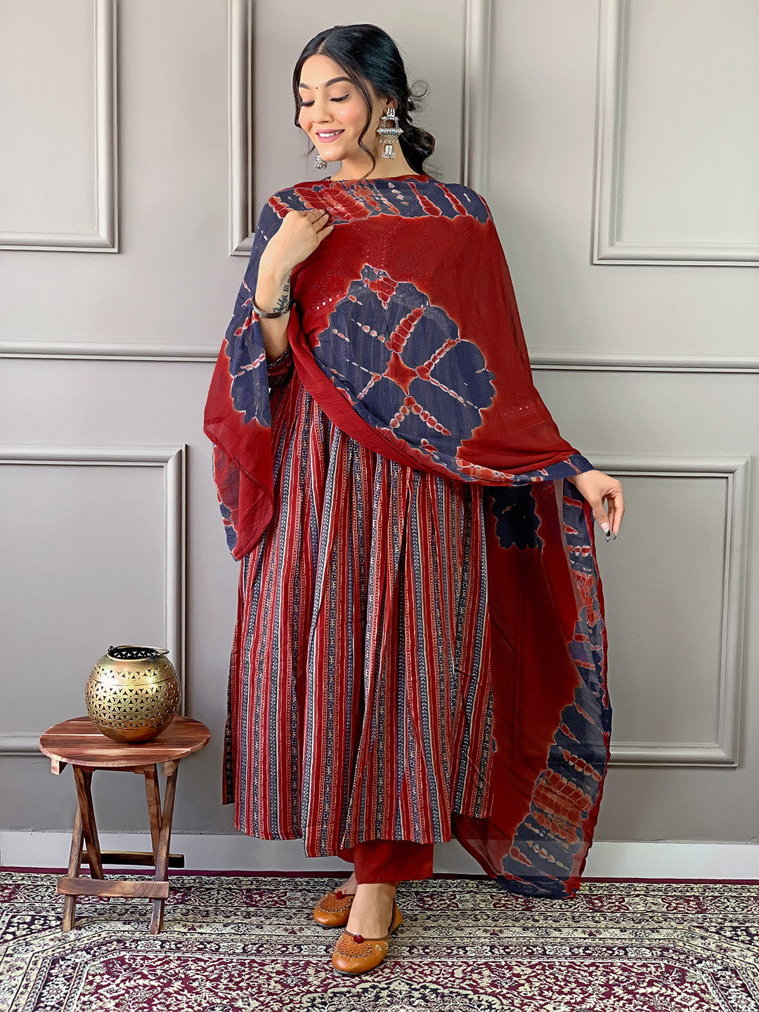 Oaitaari Printed Heavy Duppata Kurta Set With Bottom and Dupatta