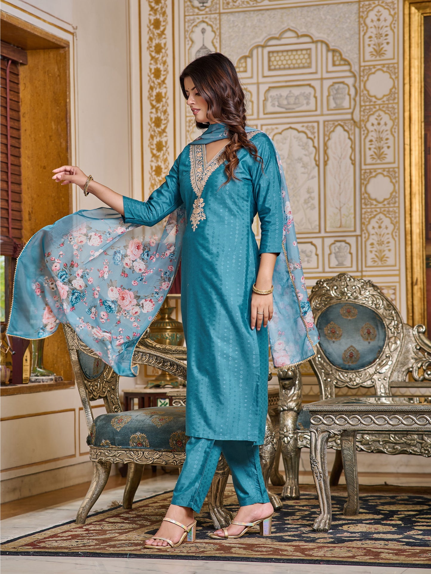 Embroidered Chanderi Kurti With Pant & Dupatta Set