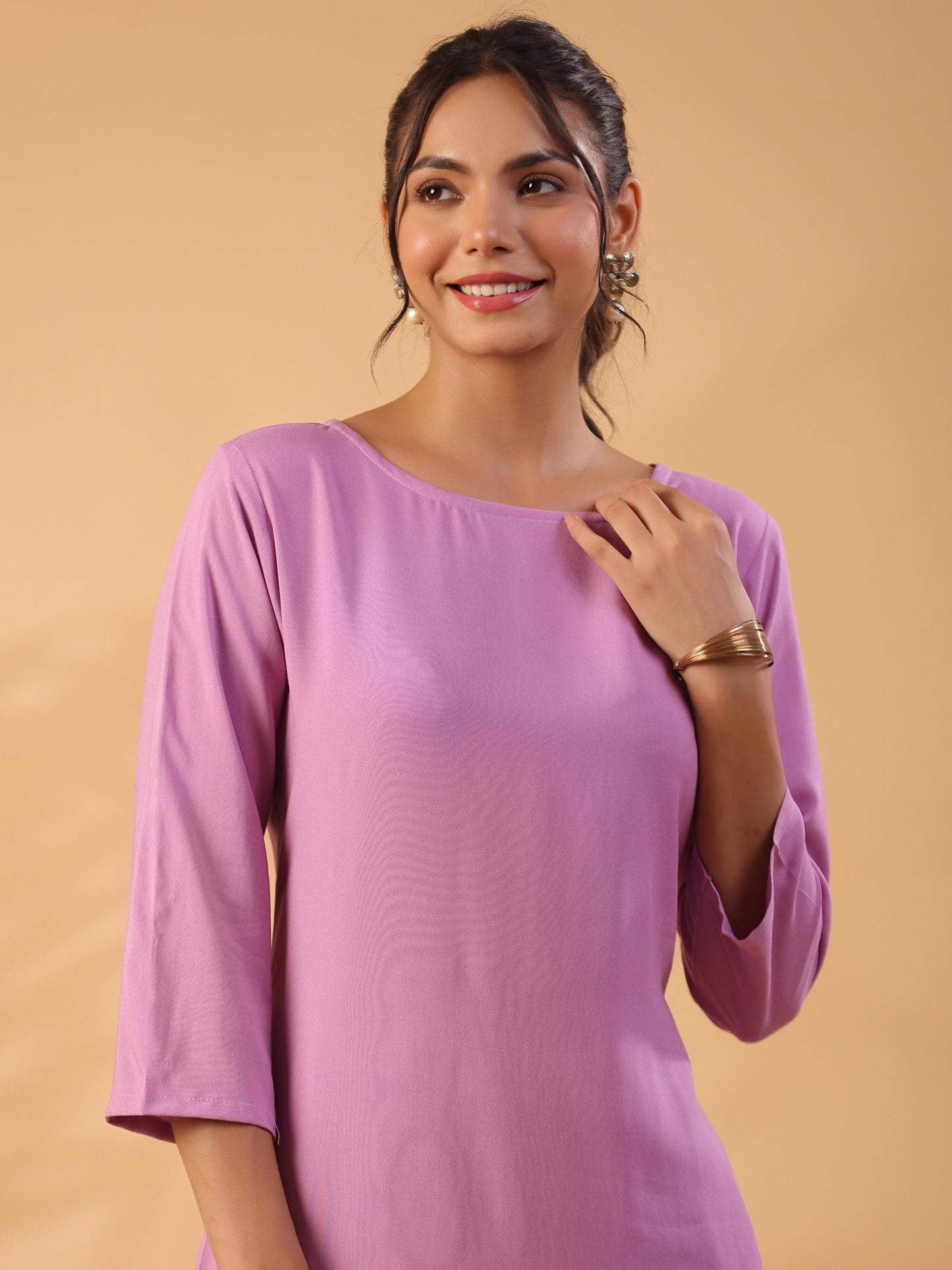 Mauve Colour Round Neck Straight Kurta With Trouser